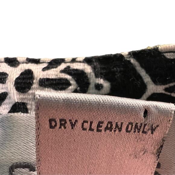 Chico's Black Floral Button Front Jackets Size Small Sequins Beaded Cotton - Picture 11 of 11